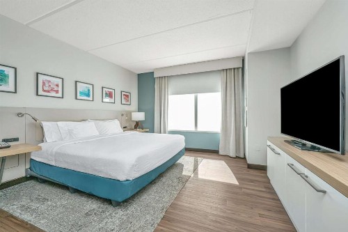 Hilton Garden Inn Charleston Airport - image 24