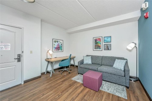 Hilton Garden Inn Charleston Airport - image 31