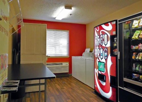 Extended Stay America Suites - Charleston - Northwoods Blvd - image 21