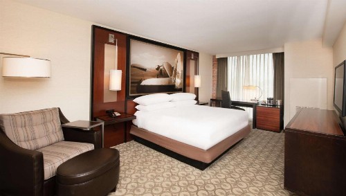 DoubleTree Hotel & Suites Charleston Airport - image 4