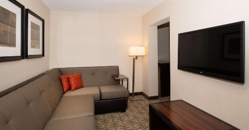 DoubleTree Hotel & Suites Charleston Airport - image 41