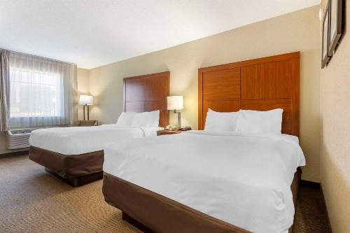 Comfort Inn & Suites Convention Center - image 14