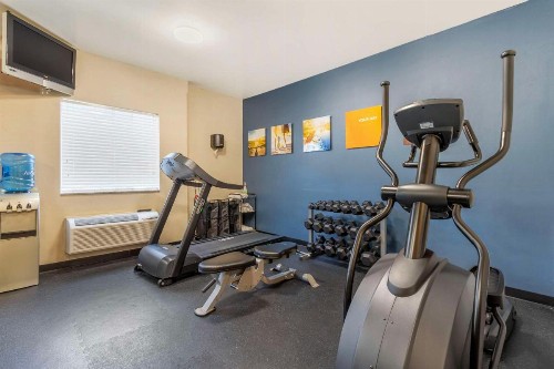 Comfort Inn & Suites Convention Center - image 33