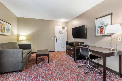 Best Western Airport Inn & Suites - image 13