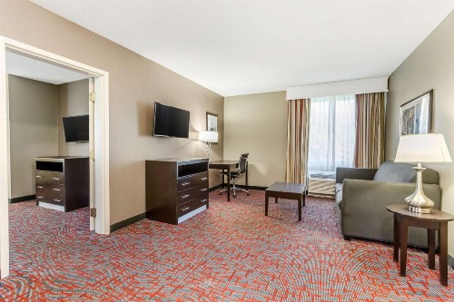 Best Western Airport Inn & Suites - image 16