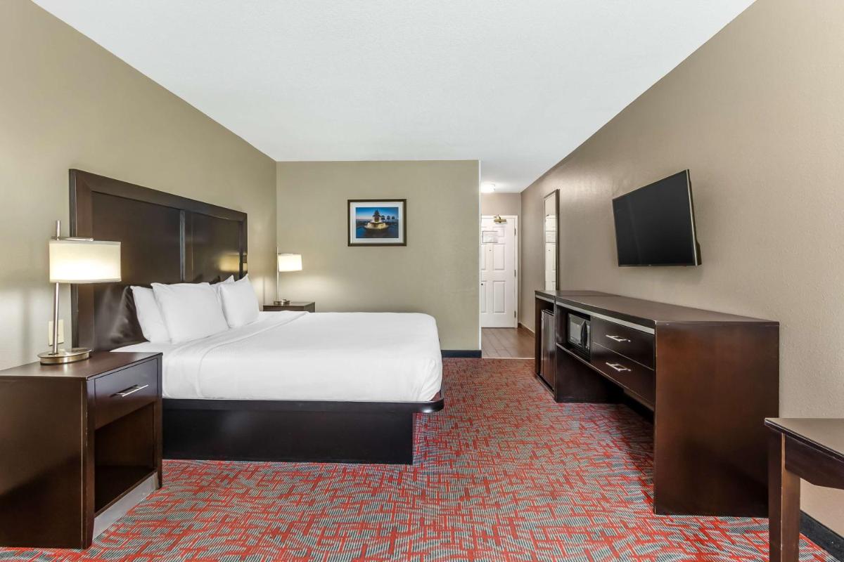 Best Western Airport Inn & Suites - image 3