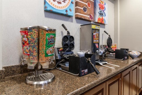 Staybridge Suites North Charleston - image 17