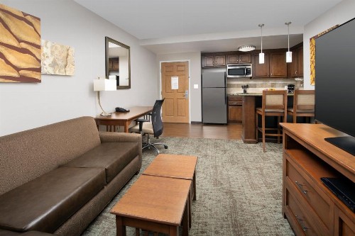 Staybridge Suites North Charleston - image 9