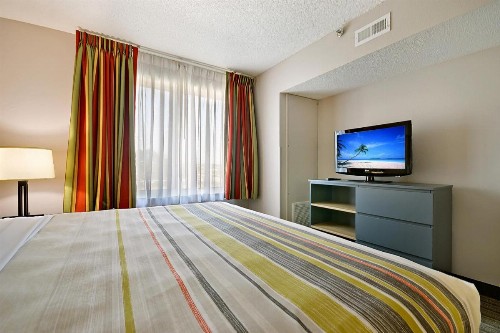 Country Inn & Suites by Radisson Charleston North SC - image 19