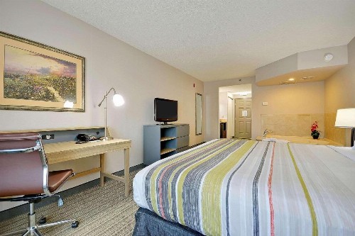 Country Inn & Suites by Radisson Charleston North SC - image 20