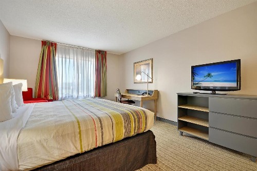 Country Inn & Suites by Radisson Charleston North SC - image 40