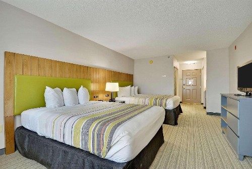 Country Inn & Suites by Radisson Charleston North SC - image 6