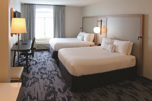 Fairfield Inn & Suites by Marriott Charleston Airport/Convention Center - image 18