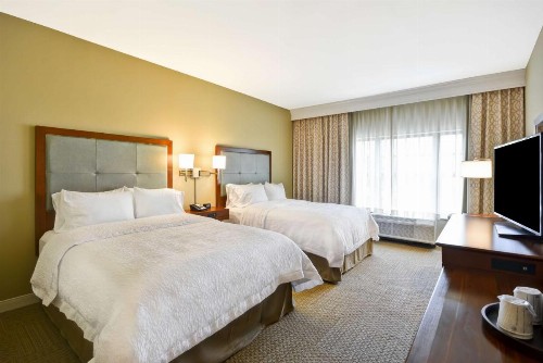 Hampton Inn & Suites Charleston Airport - image 31