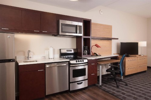 TownePlace Suites by Marriott Charleston Airport/Convention Center - image 16