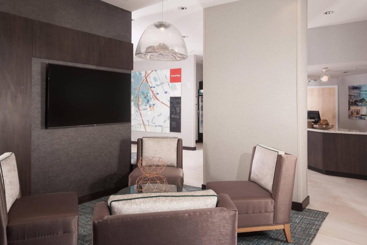 TownePlace Suites by Marriott Charleston Airport/Convention Center - image 5