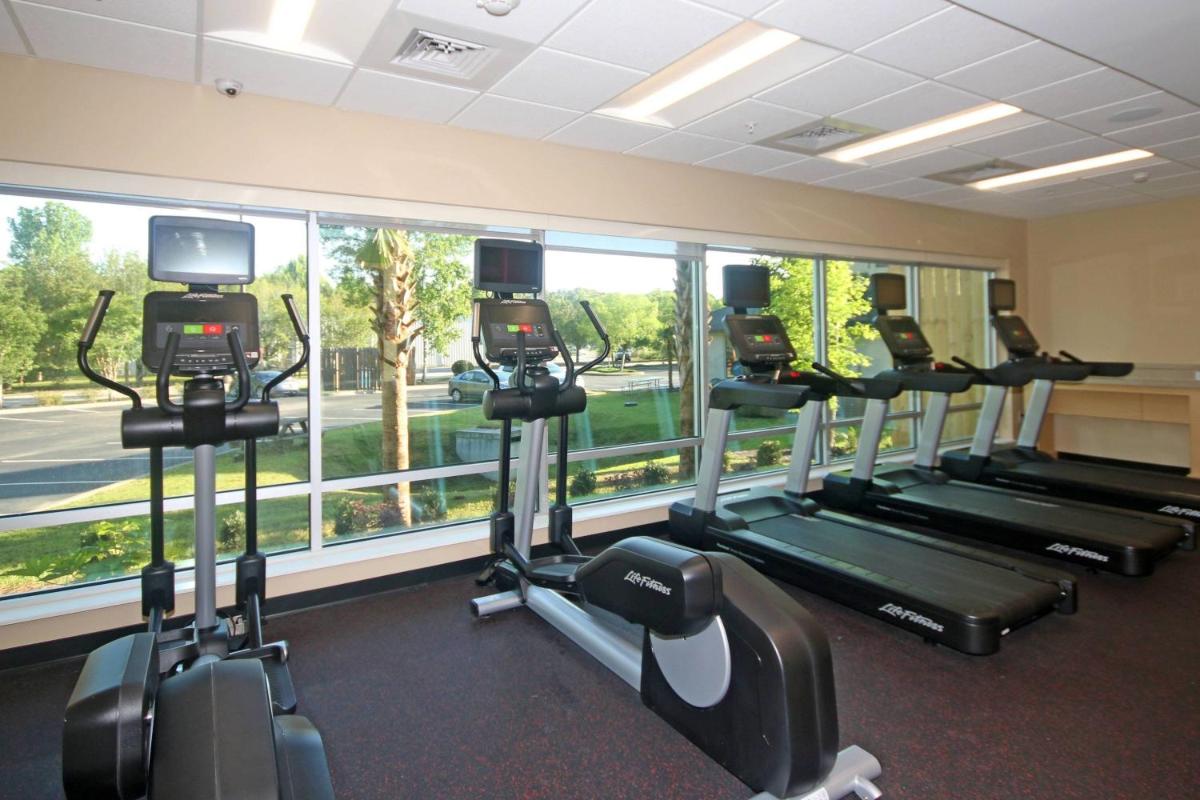 TownePlace Suites by Marriott Charleston-North Charleston - image 5
