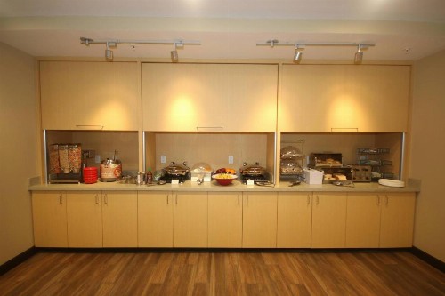 TownePlace Suites by Marriott Charleston-North Charleston - image 6