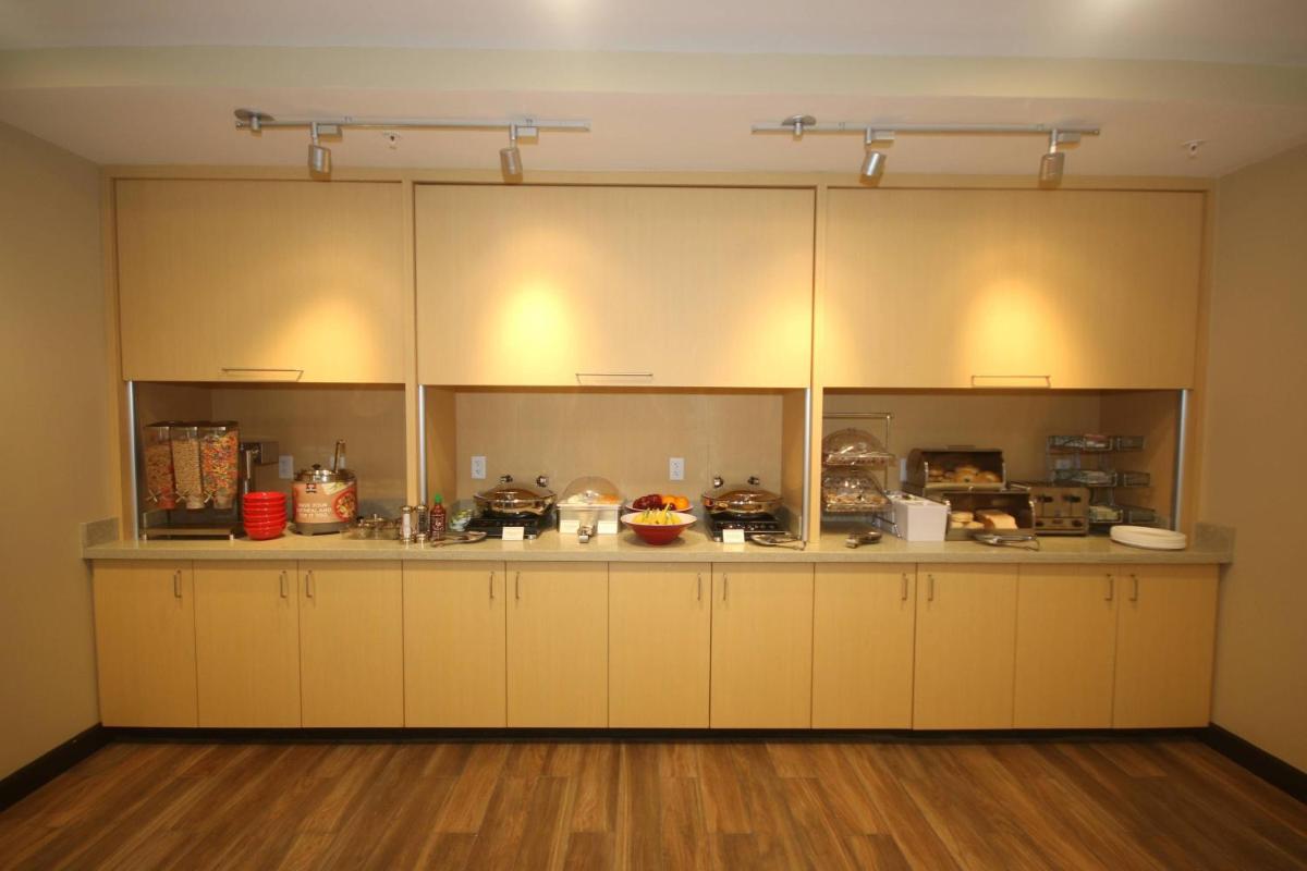 TownePlace Suites by Marriott Charleston-North Charleston - image 6