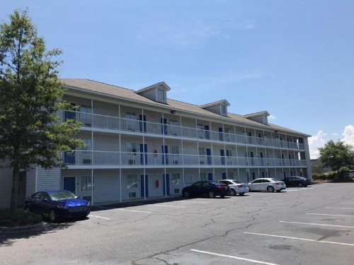 InTown Suites Extended Stay Charleston SC - Rivers Ave - image 11