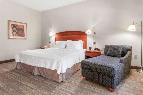 Hampton Inn & Suites North Conway - image 28