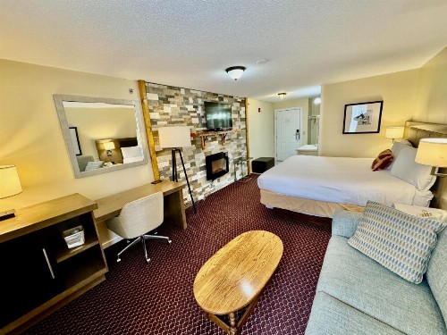 Merrill Farm Inn - image 27