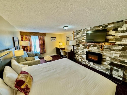 Merrill Farm Inn - image 29