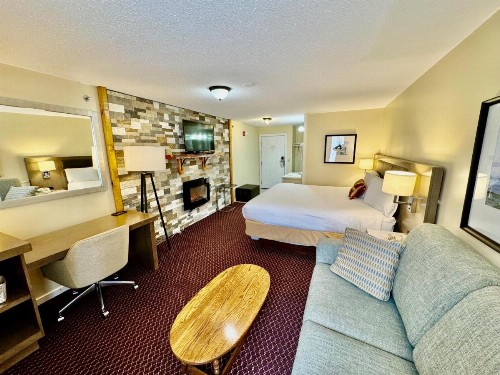 Merrill Farm Inn - image 30
