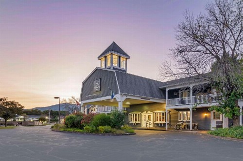 Green Granite Inn - image 17