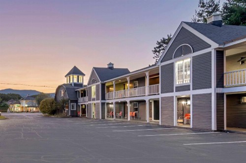 Green Granite Inn - image 25
