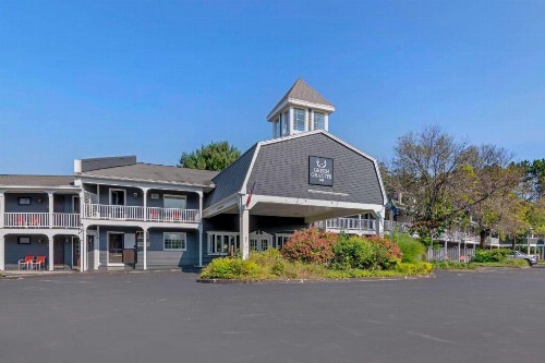 Green Granite Inn - image 27