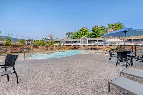 Green Granite Inn - image 28