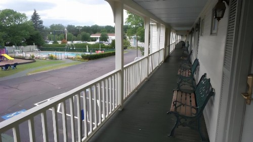 Green Granite Inn - image 41