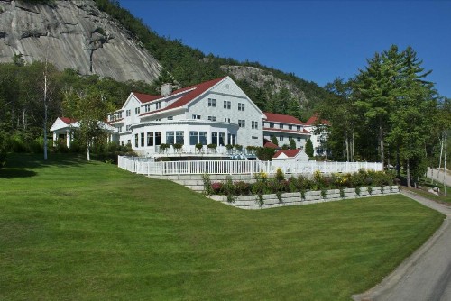 White Mountain Hotel and Resort - image 31