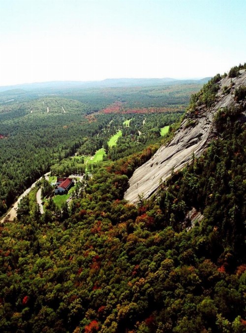 White Mountain Hotel and Resort - image 42