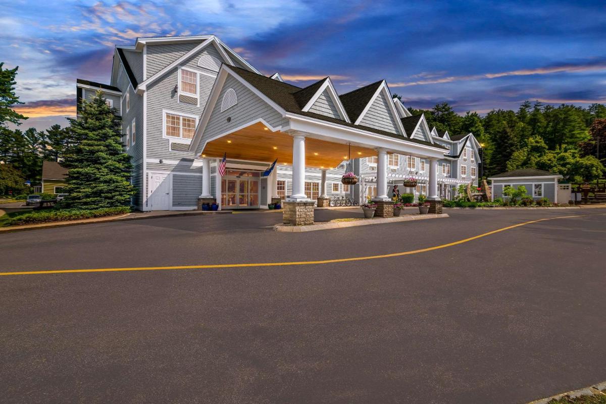 Comfort Inn & Suites - image 4