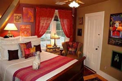 Red Elephant Inn Bed and Breakfast - image 10