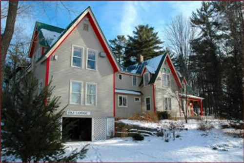 Red Elephant Inn Bed and Breakfast - image 2