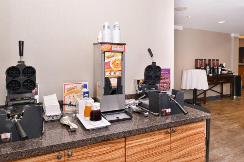 Residence Inn by Marriott North Conway - image 20