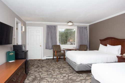 Golden Gables Inn - image 10