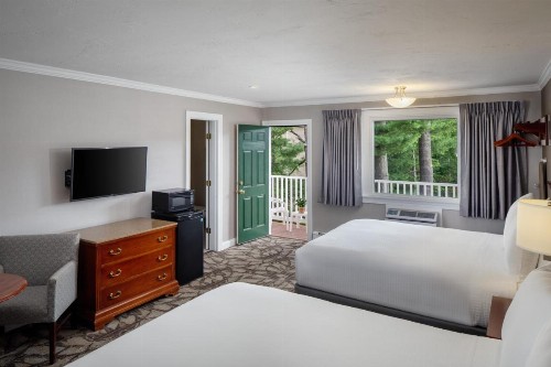 Golden Gables Inn - image 38