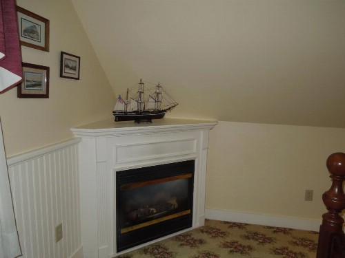 Kearsarge Inn - image 21