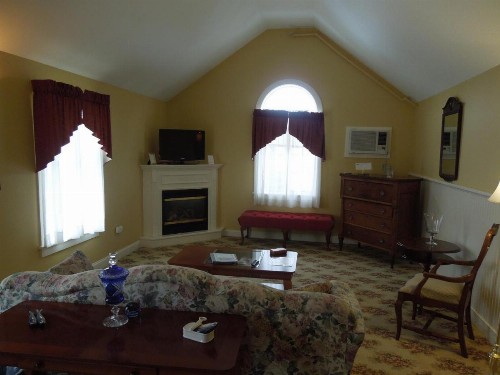 Kearsarge Inn - image 33
