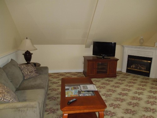 Kearsarge Inn - image 7