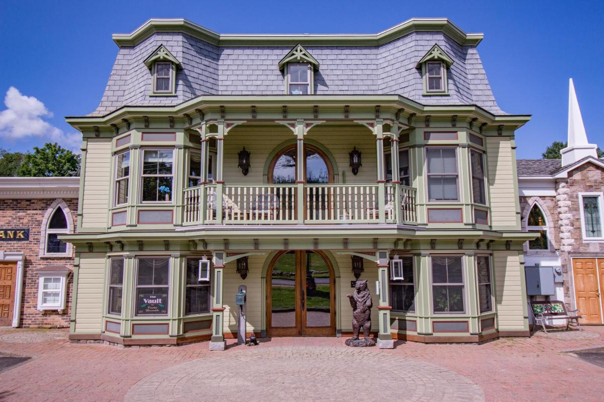 Adventure Suites - main image