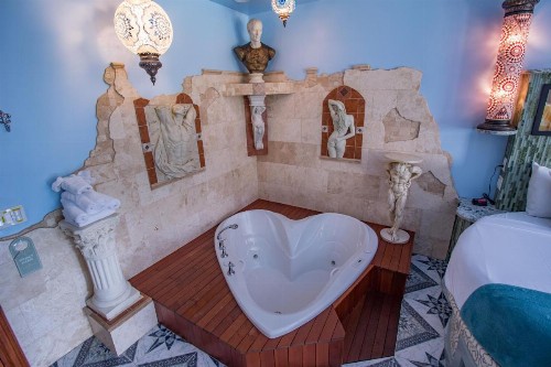 Adventure Suites - image 25