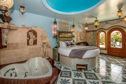 Adventure Suites - image 26