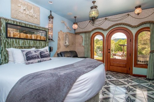Adventure Suites - image 27