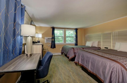 Yankee Clipper Inn - image 25