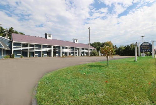 Yankee Clipper Inn - image 36